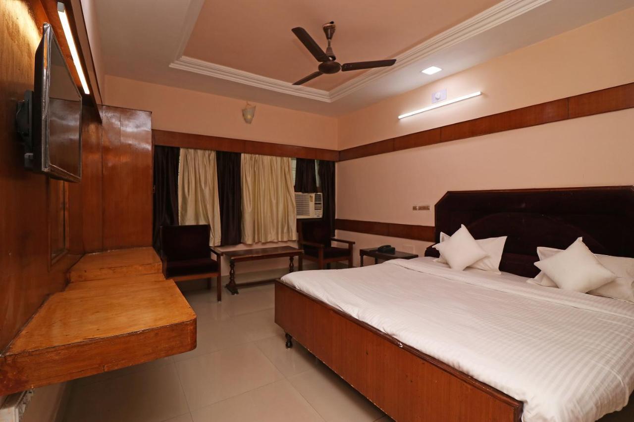 Spot On 37002 Hotel Natraj Bilāspur Extérieur photo