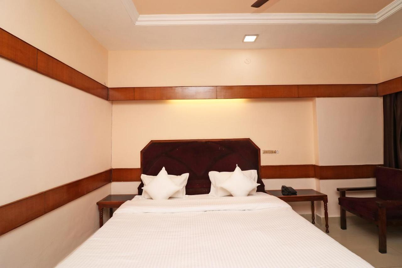 Spot On 37002 Hotel Natraj Bilāspur Extérieur photo