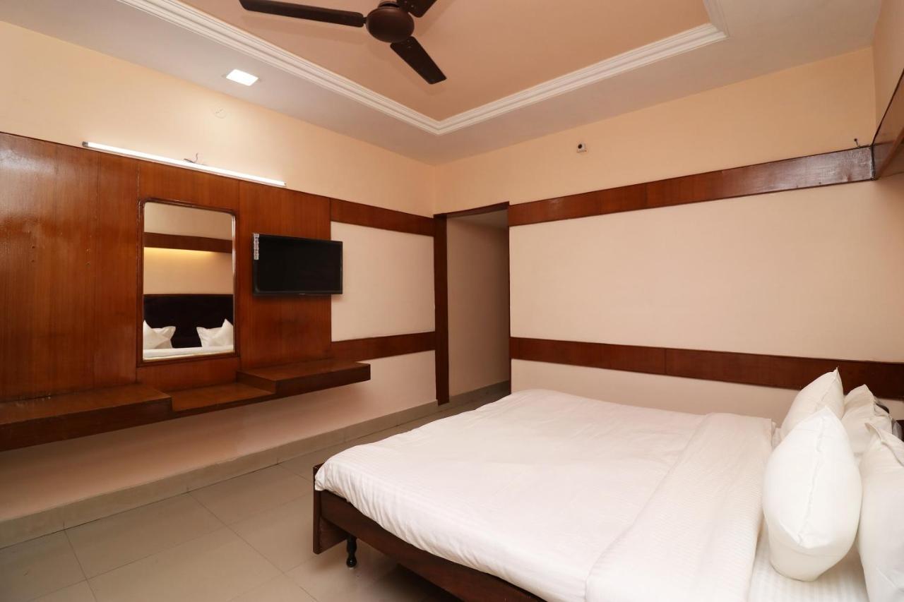 Spot On 37002 Hotel Natraj Bilāspur Extérieur photo