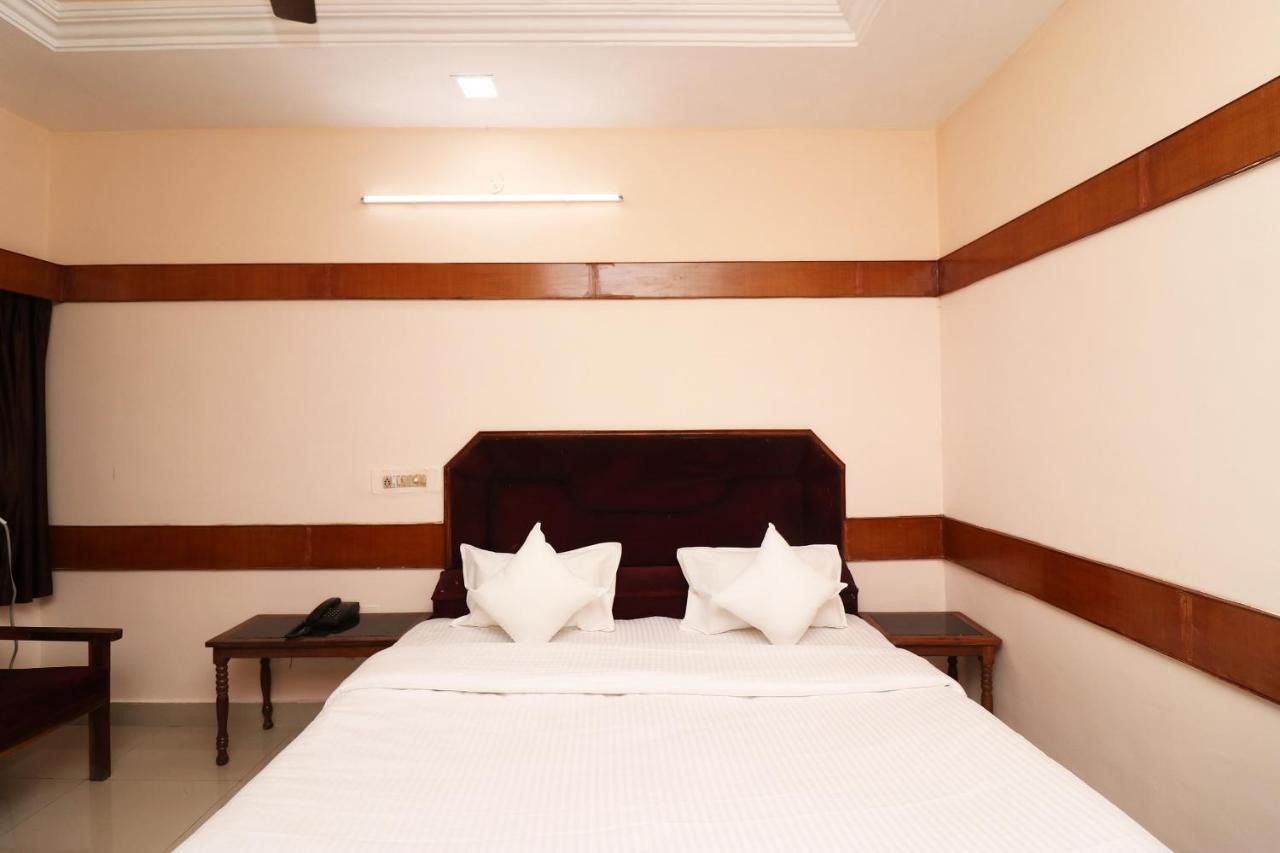 Spot On 37002 Hotel Natraj Bilāspur Extérieur photo